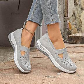 Chaussures Féminines - STRIDEKNIT